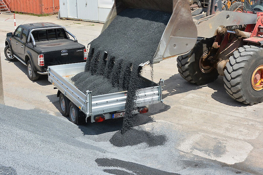 STEMA TRIUS 3-Seiten-Kipper mit Elektropumpe